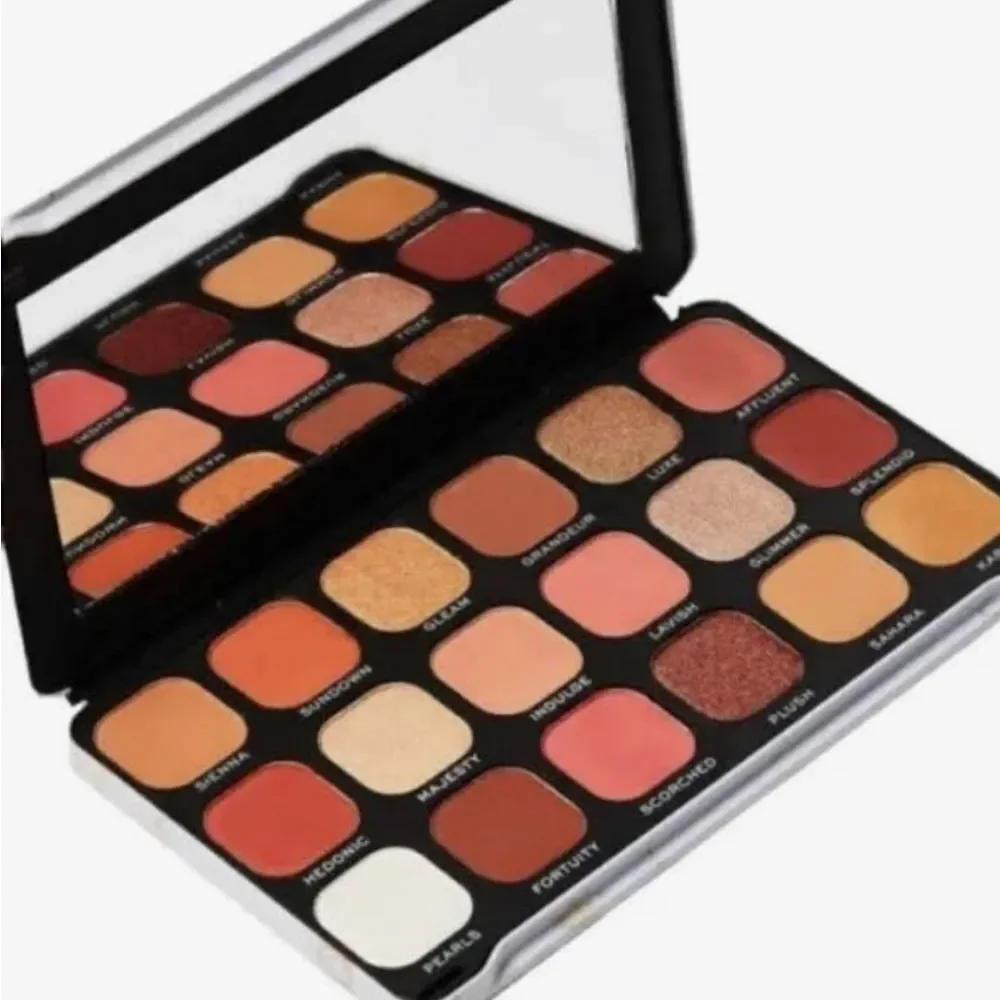 Revolution Beauty Forever Flawless Eyeshadow Palette‎